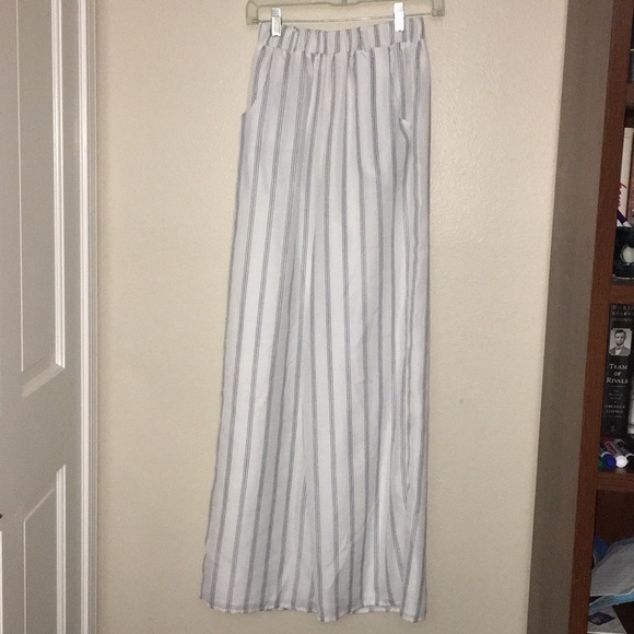 Tobi top and pants outfit - Picture 3 of 4